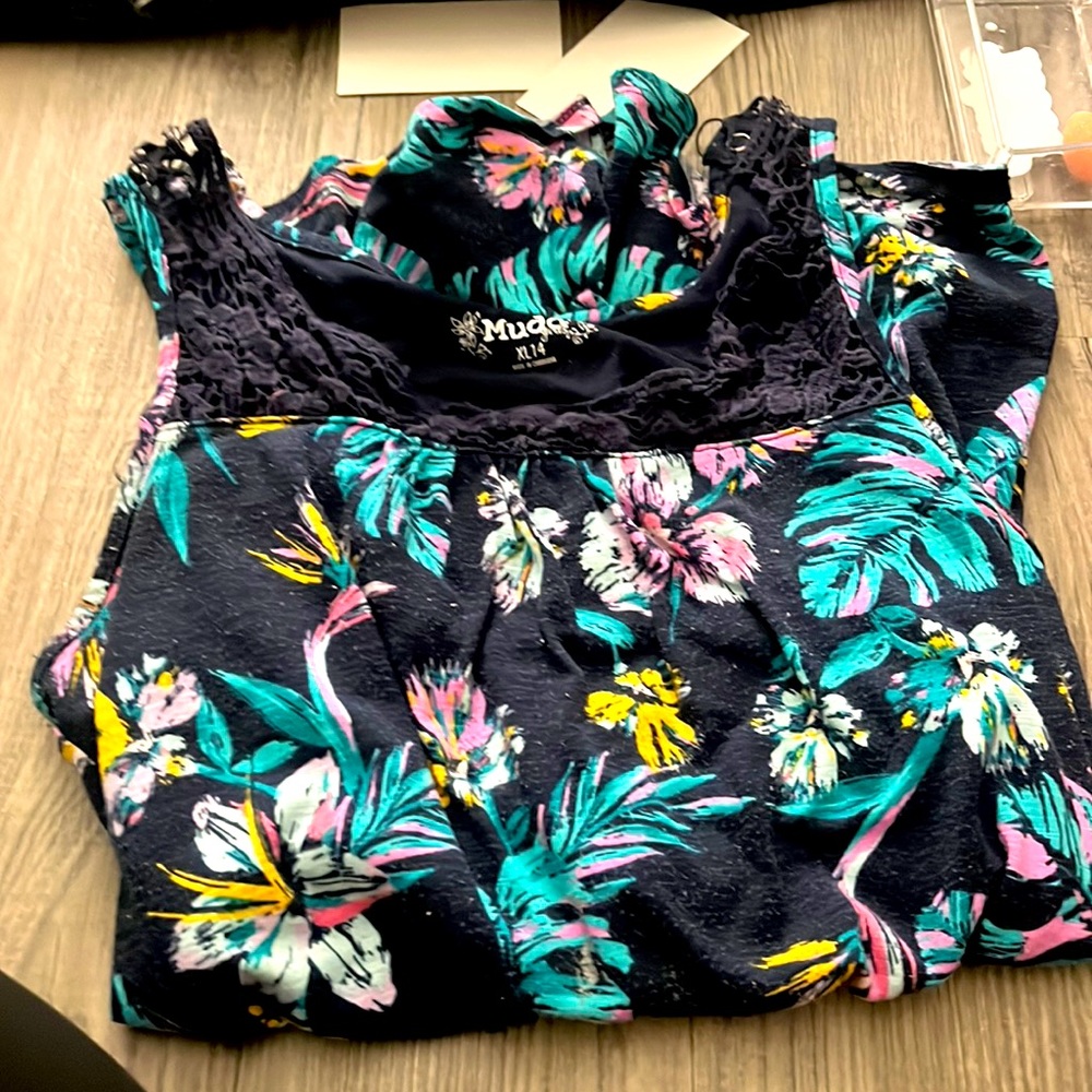 Kohl’s (Mudd Girls) Tropical Romper - navy blue - size kids XL (14)